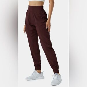 Halara Joggers